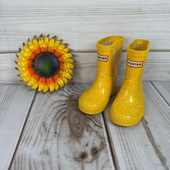 Hunter Kids Yellow Glitter Rain Boots US 5/6 UK 4 - Picture 1 of 6